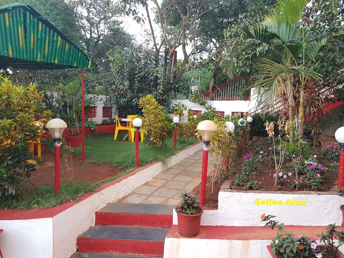 Hotel Stone House Mahābaleshwar Exteriér fotografie